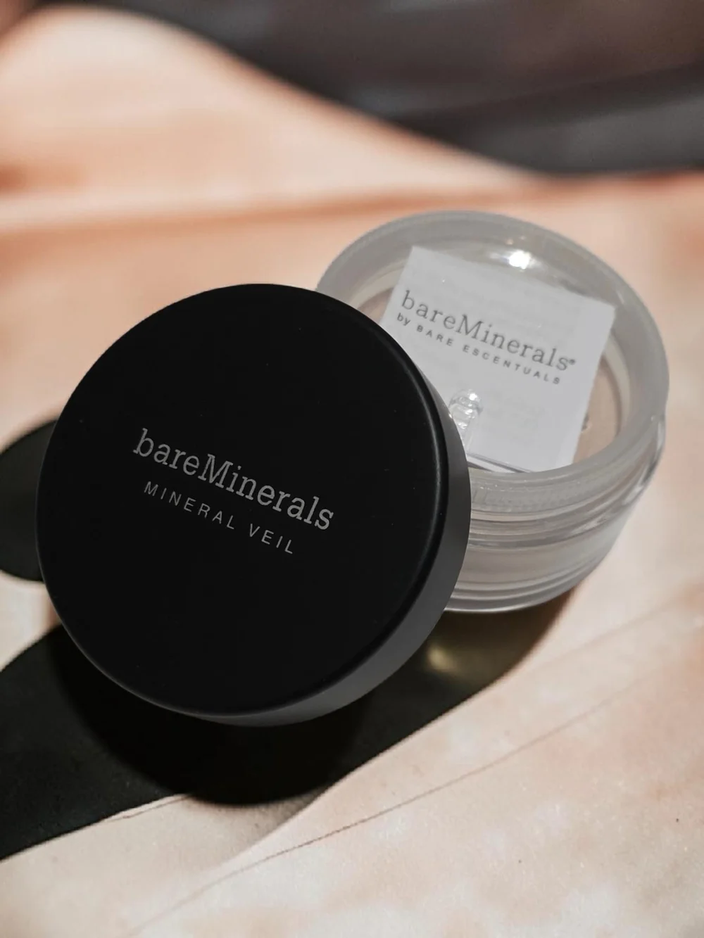 Lot Of 4 Bareminerals Illuminating Mineral Veil 9g (Finishing Powder)